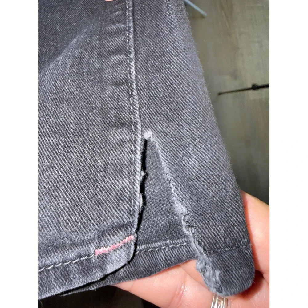 True Religion Geno Relaxed Slim Jeans Black Pink Stitching 33 Mens